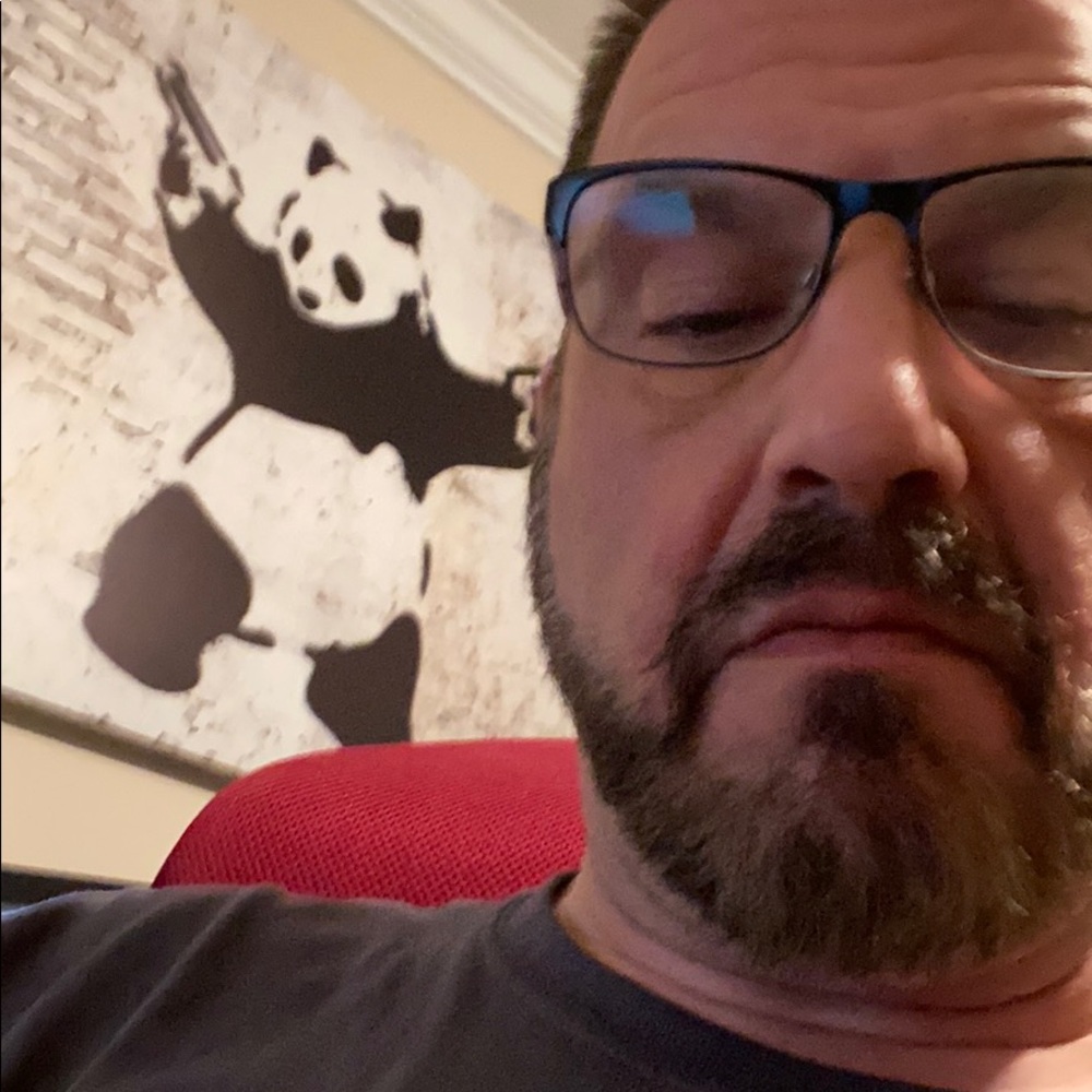 Meet your Posher, Kenneth